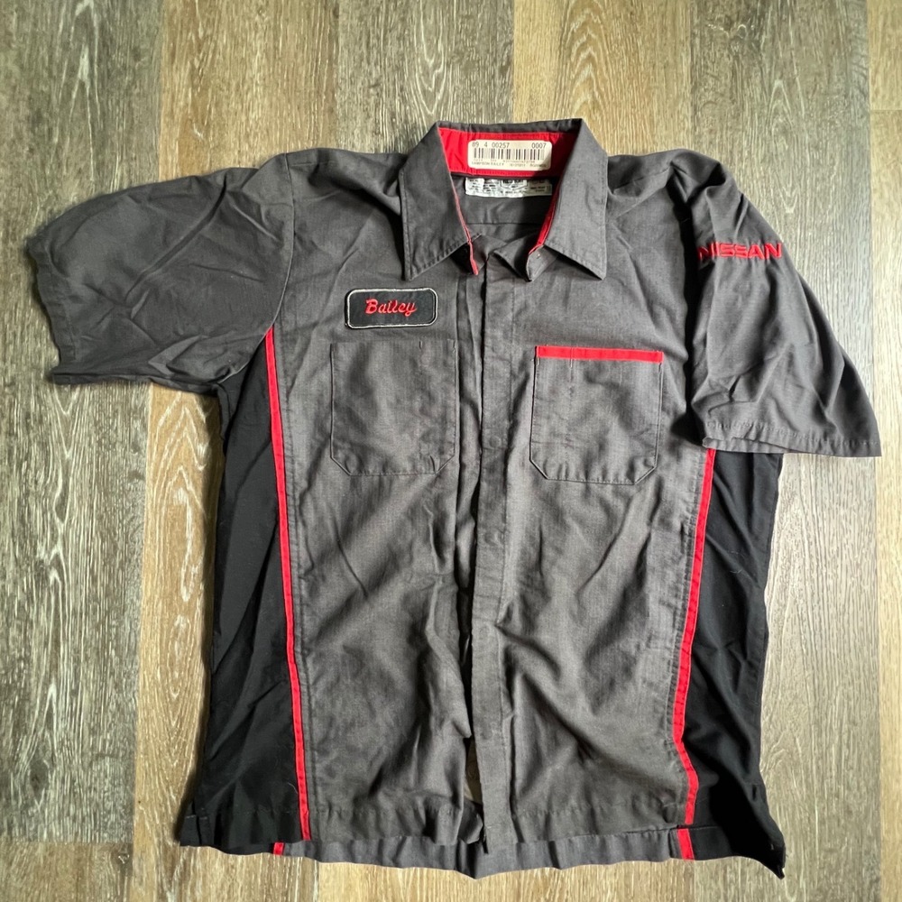 Red Kap Work Shirt Mens Medium Grey Nissan Mechanic Uniform Bailey Patch 2705